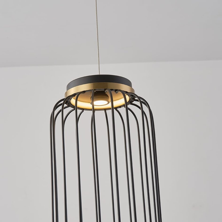 Suspension Puri avec LED intégrée - noir et doré