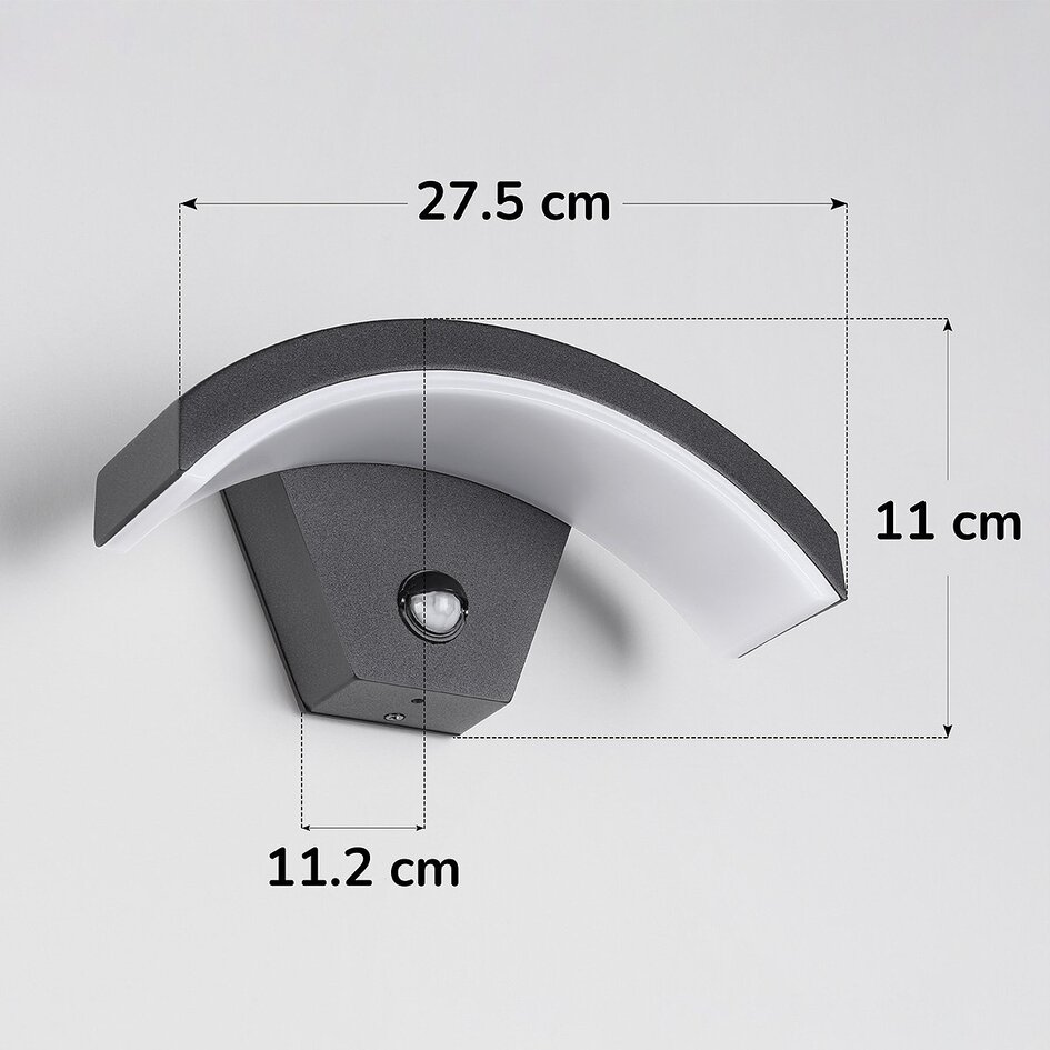 Design buitenwandlamp Vic met sensor - zwart met geïntegreerde LED