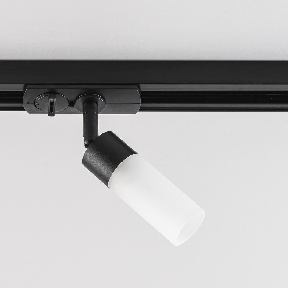 Zwarte 1-fase railspot Vexa met matte diffuser