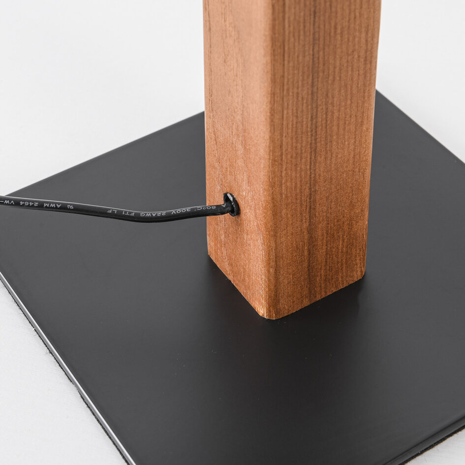 Vloerlamp Piata in houtoptiek met dimbare LEDs