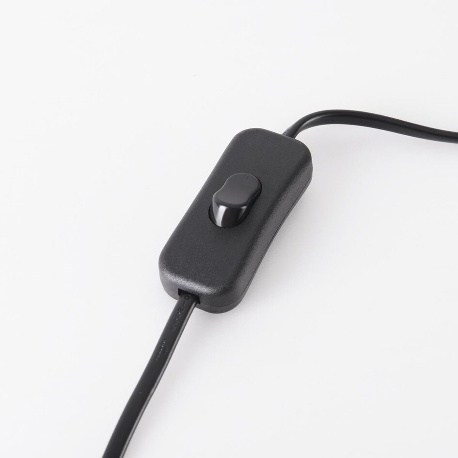 Lampe de table boho Naito en corde naturelle tressée