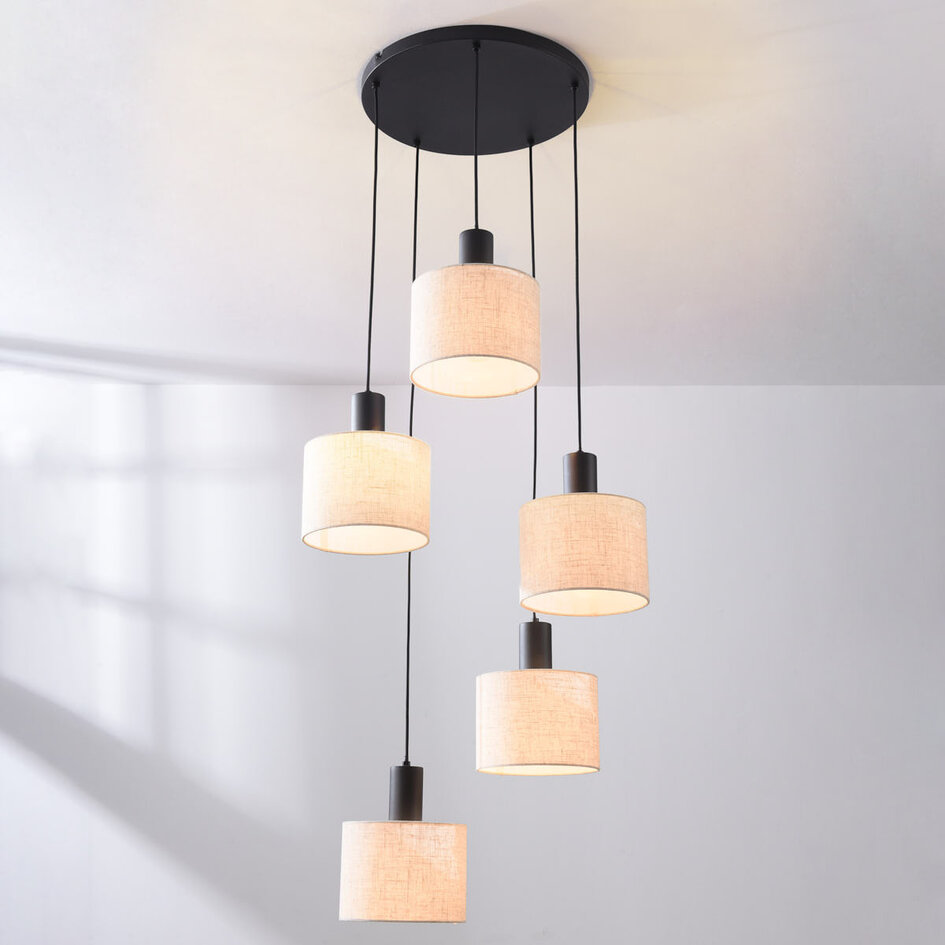5-lichts Scandinavische hanglamp Linne met beige linnen kappen