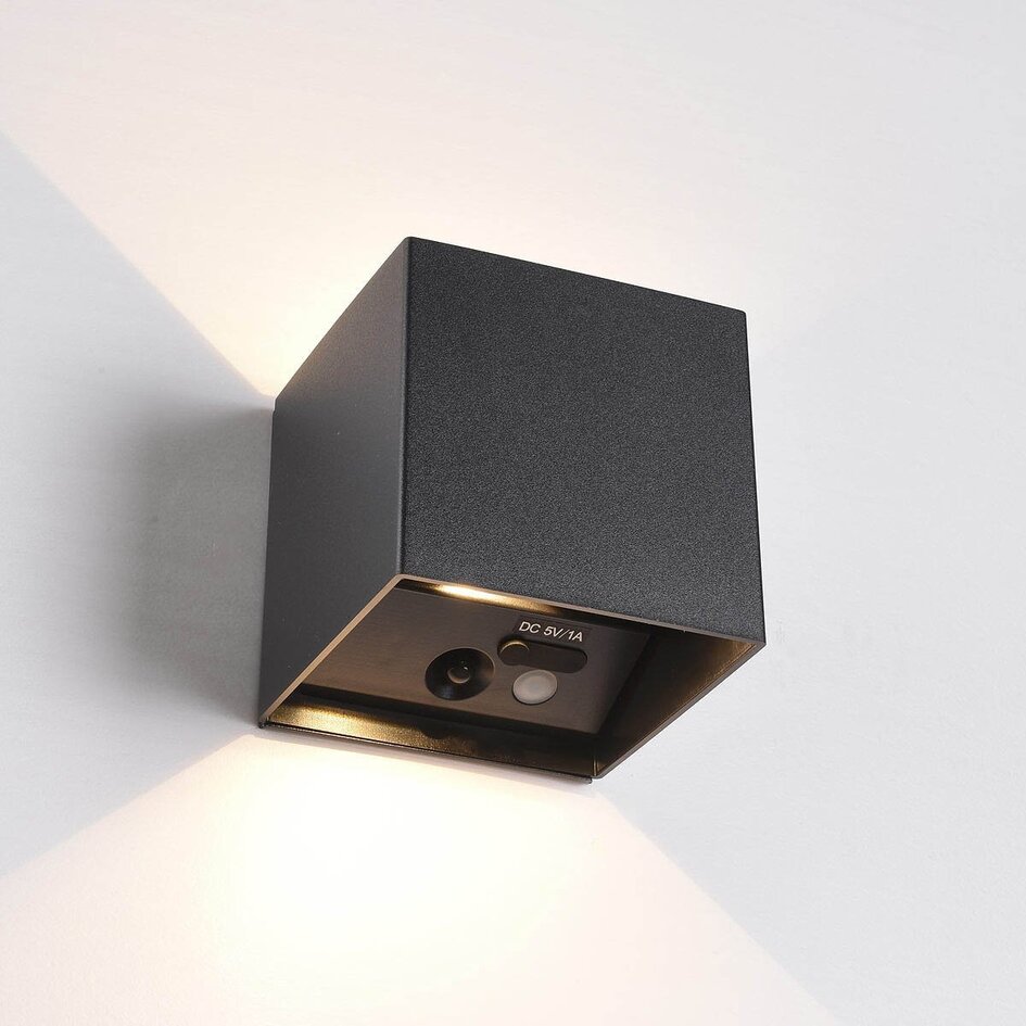 Lampe murale rechargeable Arden avec détecteur de mouvement - noir