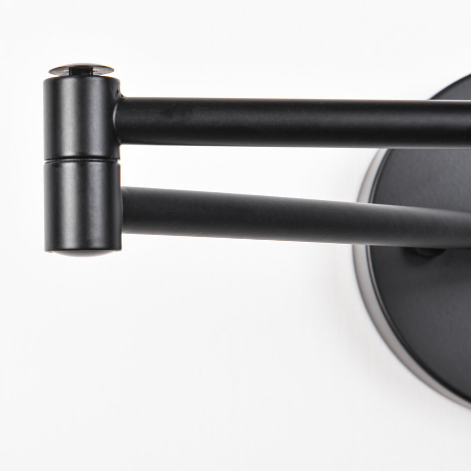 Zwarte wandlamp Revah