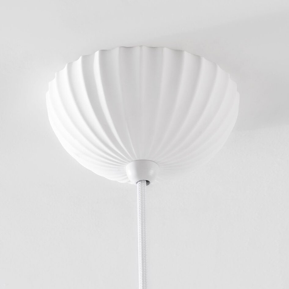 Suspension cannelée Olea à l'aspect craie mat (finition Gesso)