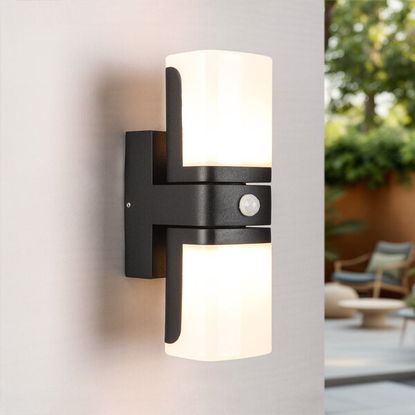 Verstelbare wandlamp Bobby met sensor - zwart
