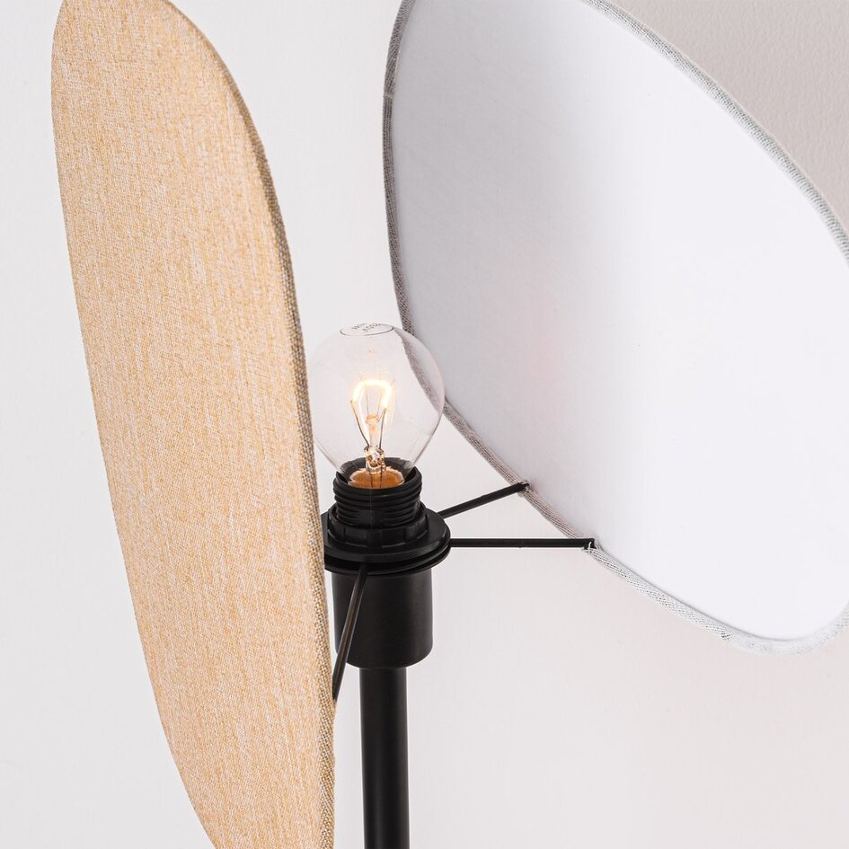 Lampe de table Tavora avec deux abat-jours en lin, teintes claires et naturelles