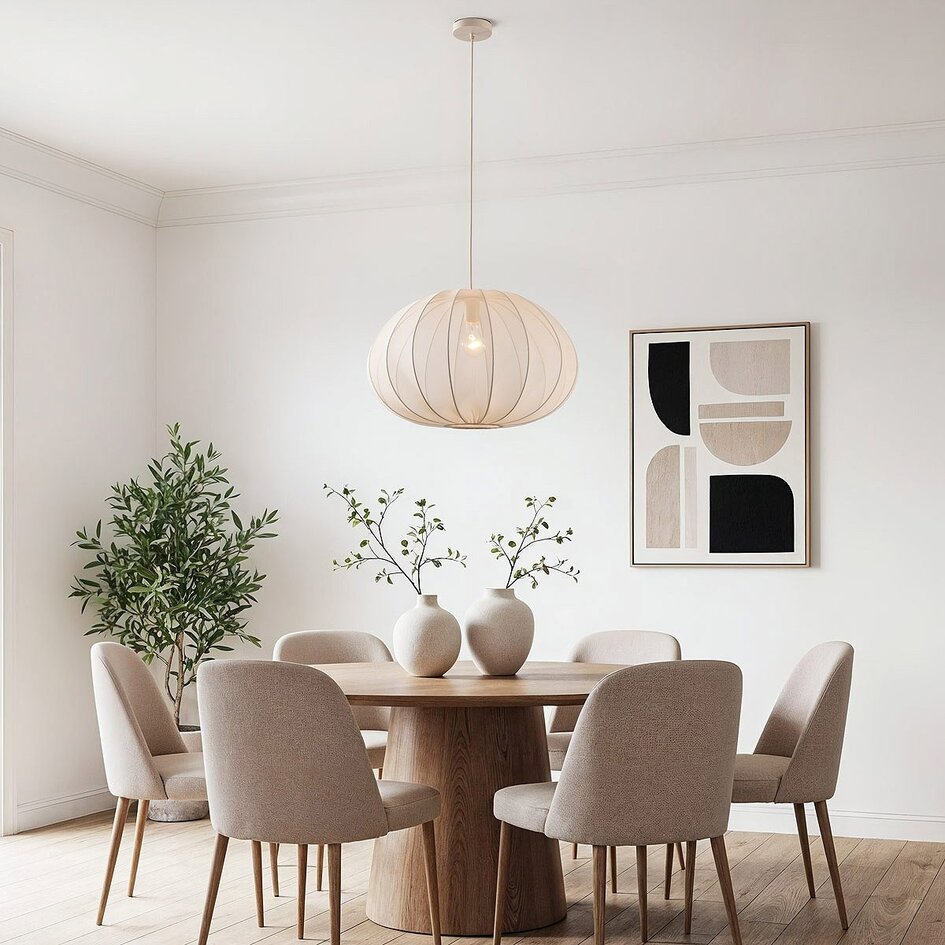 Japandi hanglamp Fayra – ronde kap van lichtbeige stof Ø60 cm