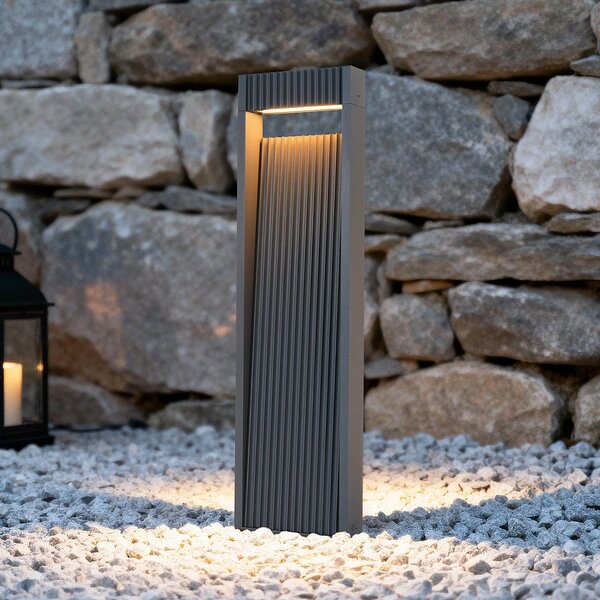 Lampe d'extérieur sur pied Andrew striée anthracite à LED - 60 cm