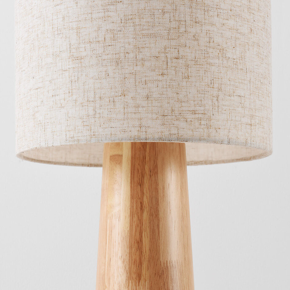 Lampadaire en bois Haku avec abat-jour en tissu - crème