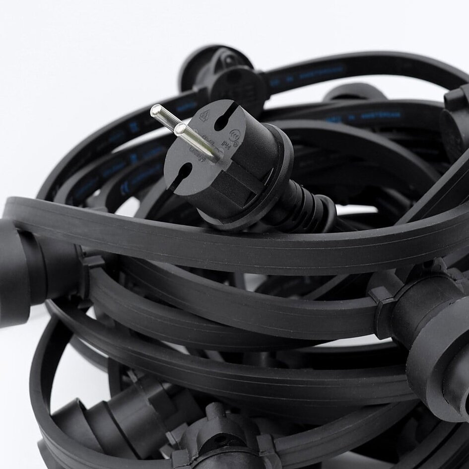 Guirlande guinguette de 35 mètres avec fiche et raccords 35 ou 70 montés