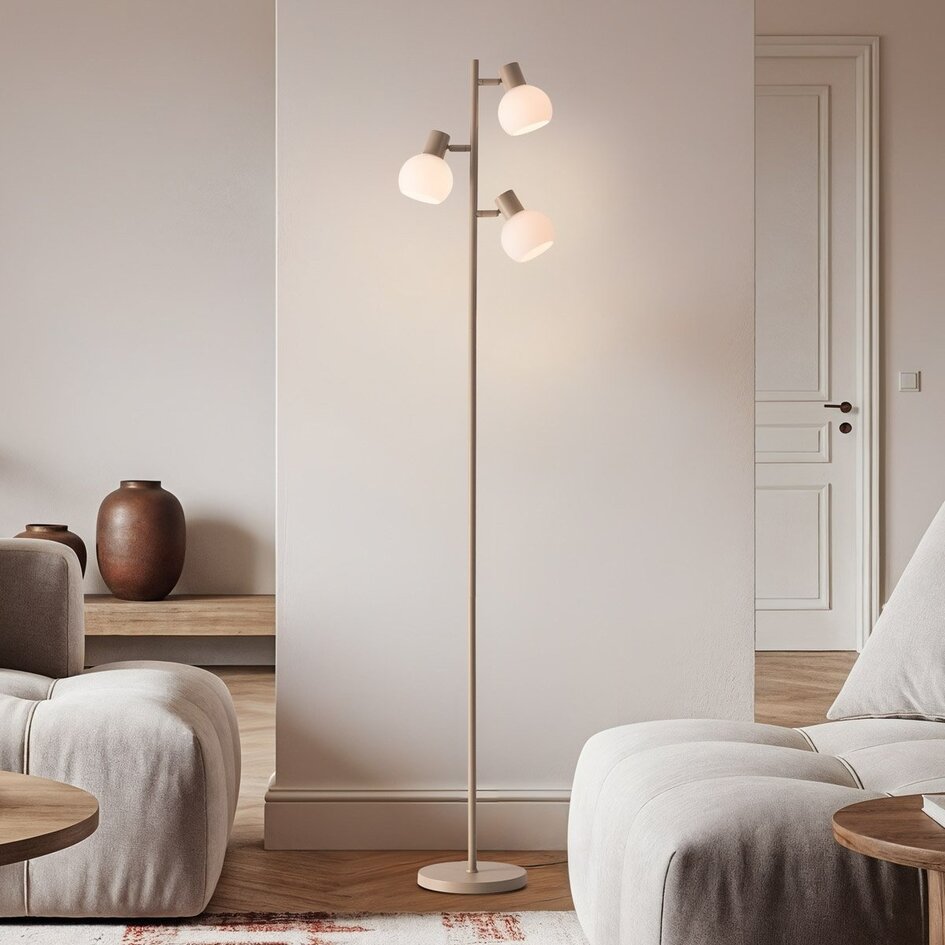 Vloerlamp Pieta in beige met drie draaibare spots van melkwit glas