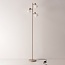 Lampadaire Pieta beige avec trois spots pivotants en verre blanc laiteux