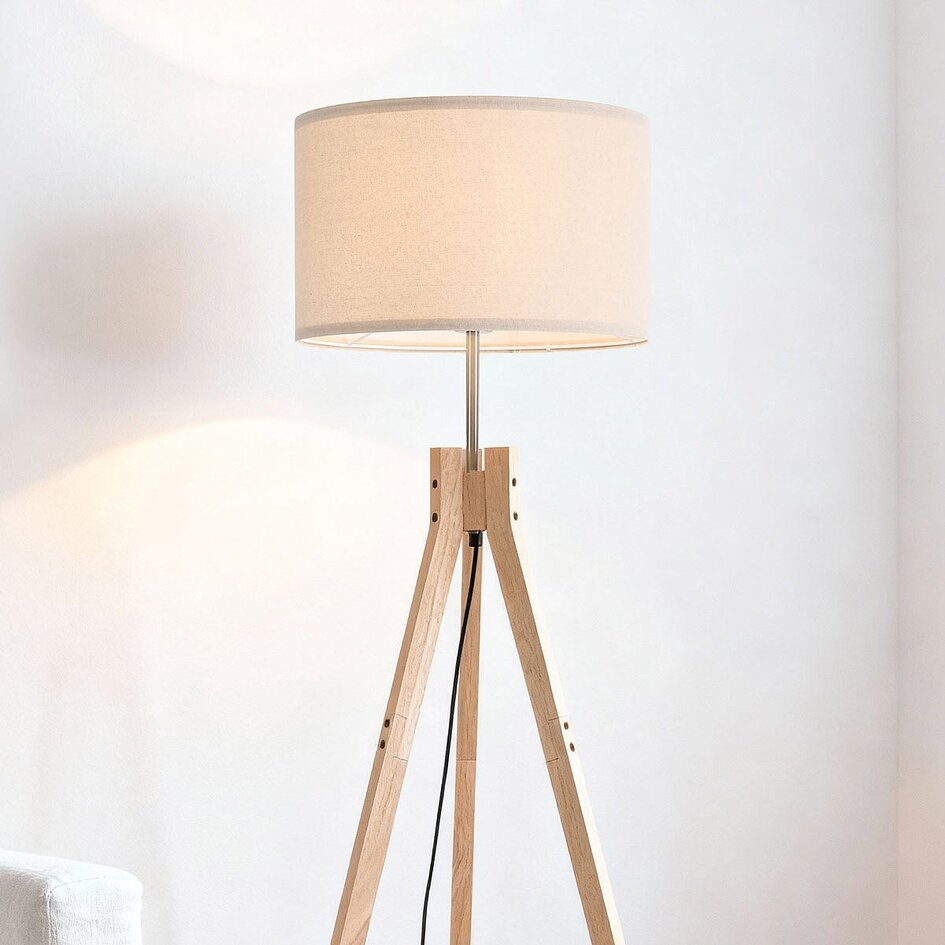 Lampadaire scandinave Tenir avec trépied en bois et abat-jour en lin