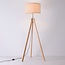 Scandinavische vloerlamp Tenir met houten driepoot en linnen kap