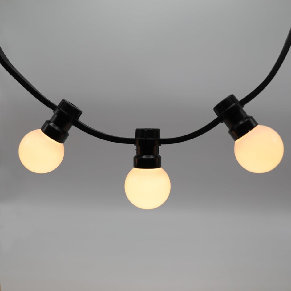 Guirlande lumineuse d'extérieur à ampoules LED opalines 1 watt
