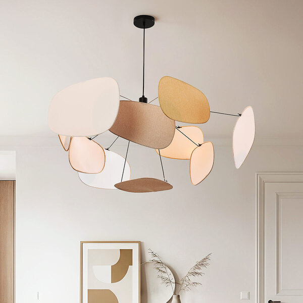 Design hanglamp Zandor met luchtige linnen kappen in zachte, warme tinten
