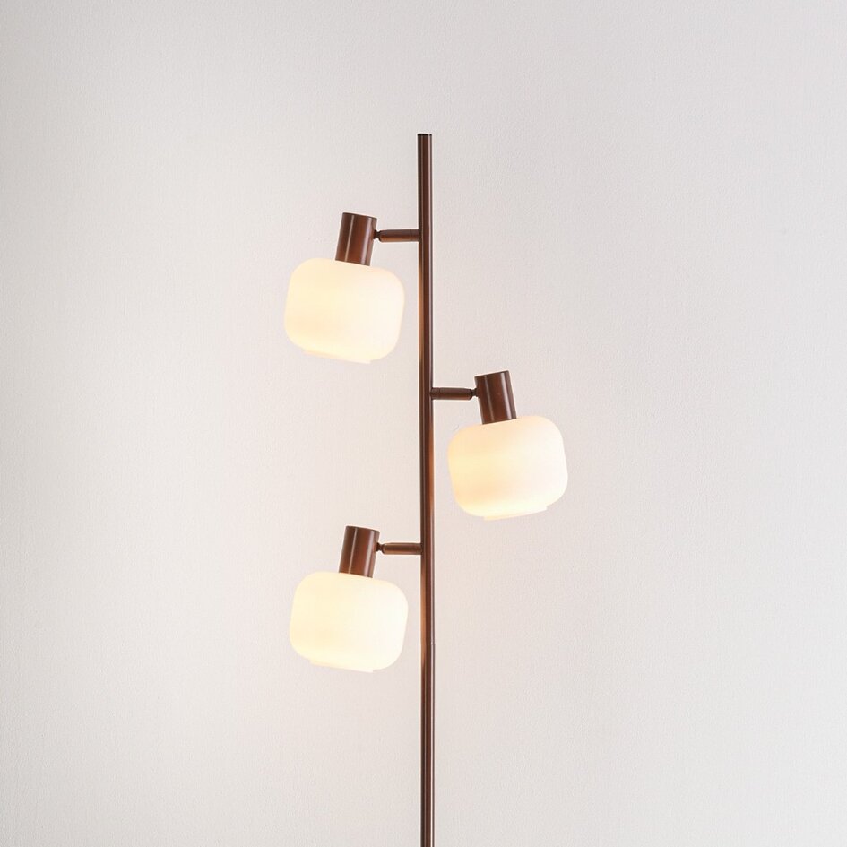 Staande lamp Jesse bruin met melkwit glas, 3-lichts