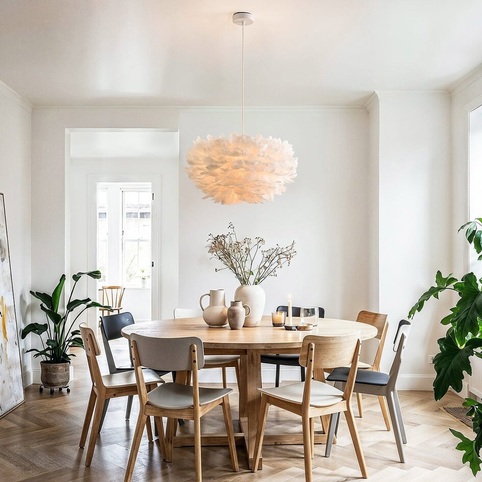 Hanglamp Floka met zachte witte veren