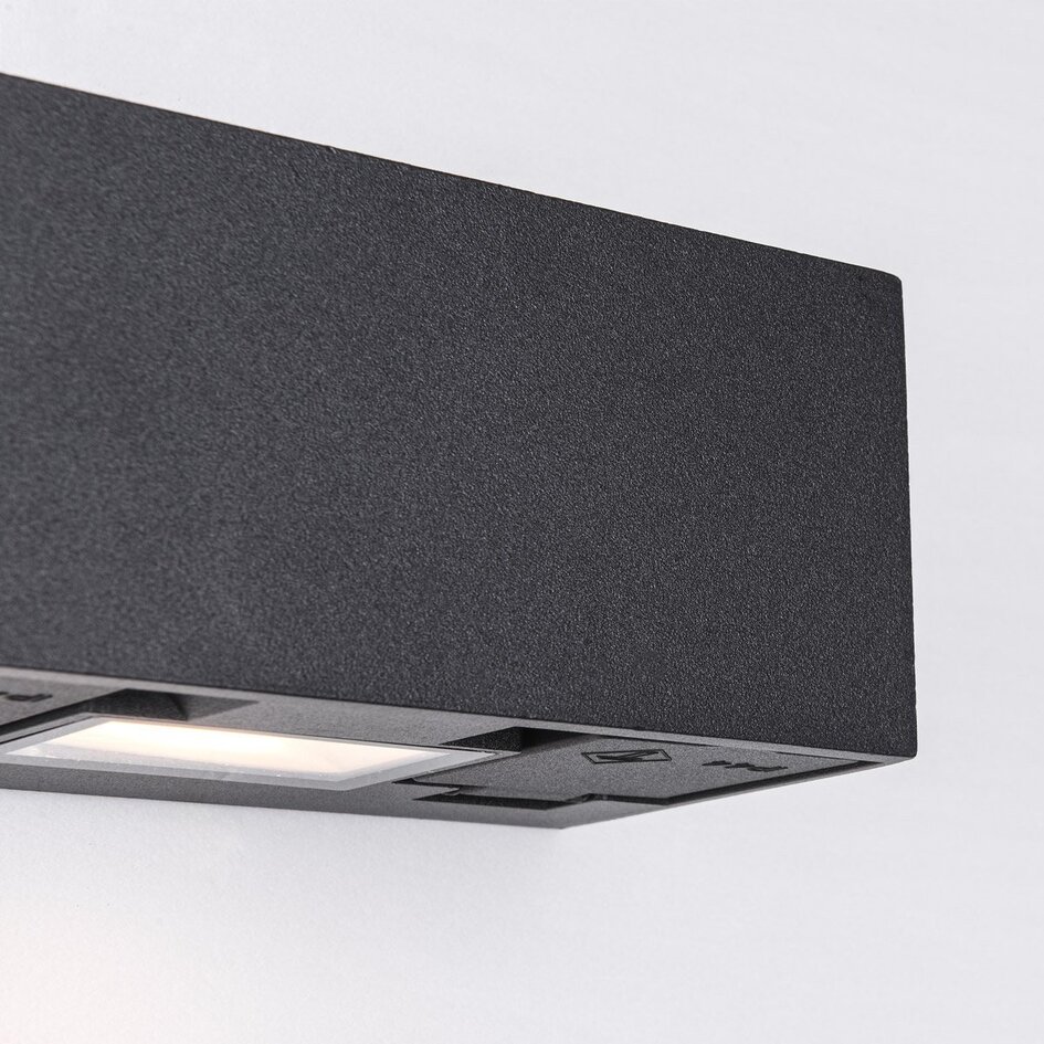 Buiten wandlamp Fora met geïntegreerde LED en 2 stopcontacten - zwart