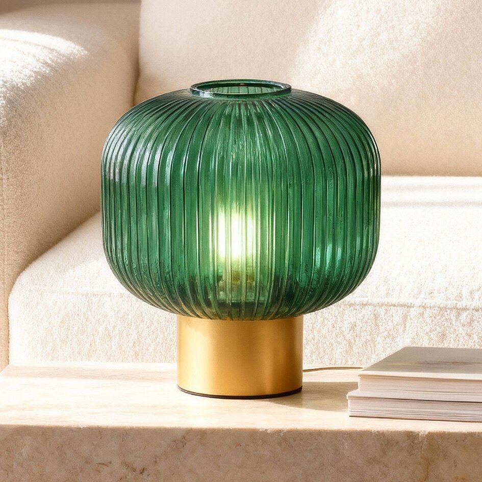 Lampe à poser Inaya - doré avec verre vert nervuré