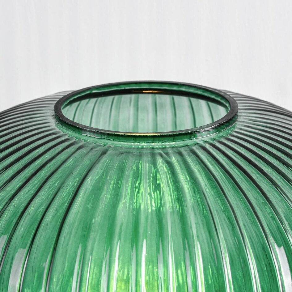 Lampe à poser Inaya - doré avec verre vert nervuré
