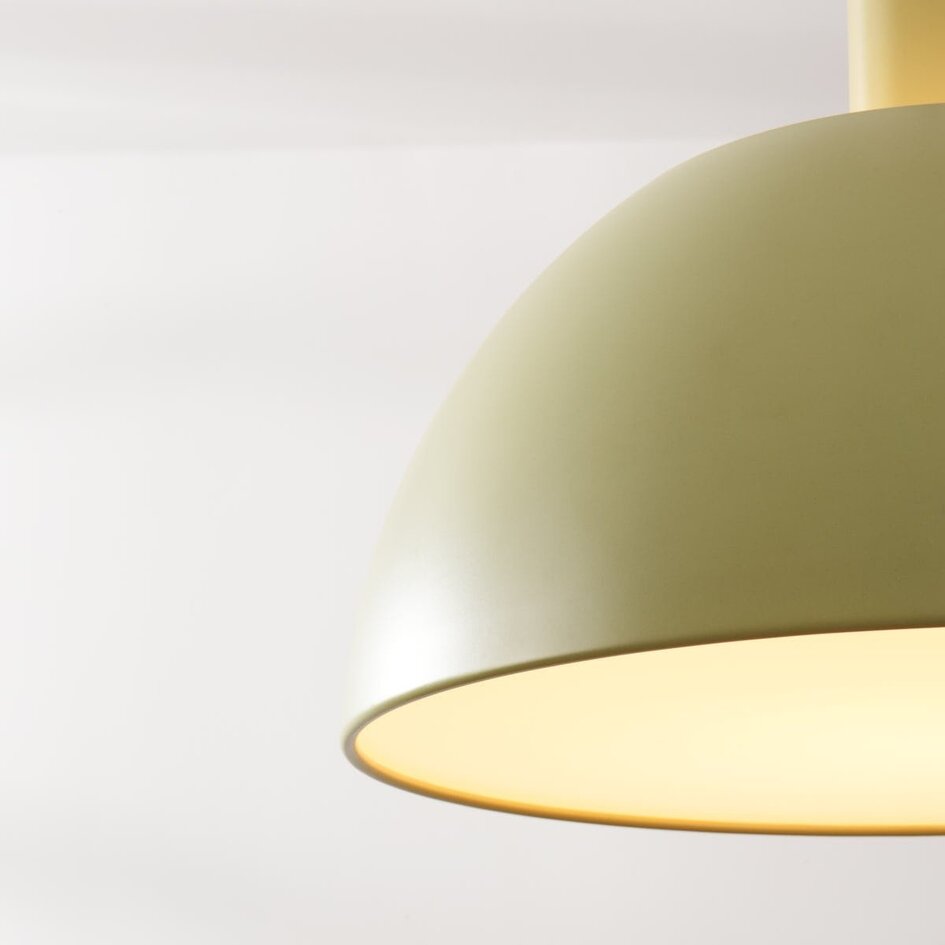 Suspension moderne Mirae en vert mat doux avec intérieur blanc