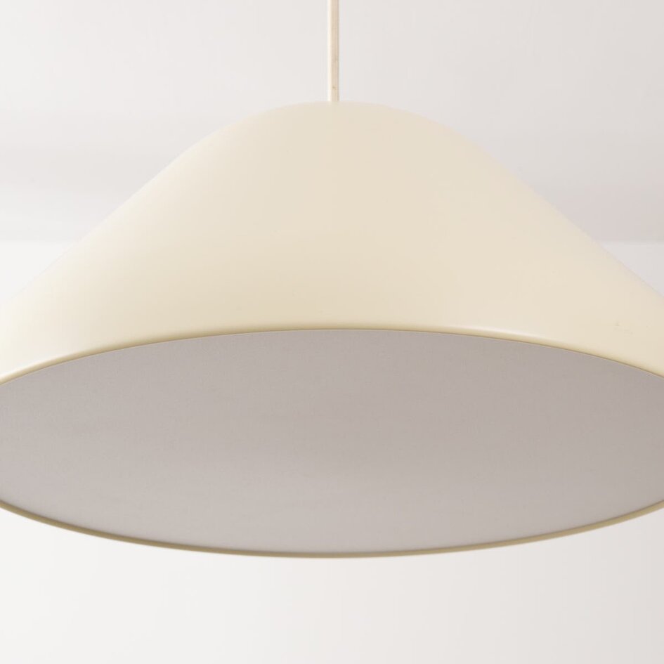 Hanglamp Evara in glanzend licht beige met witte binnenkant