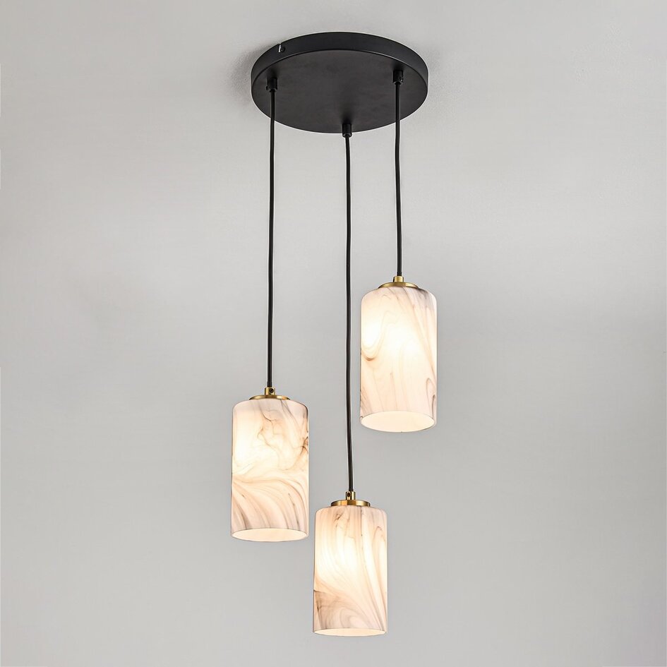 3-lichts hanglamp Vetra met marmerlook glazen kappen – messing goud en zwart