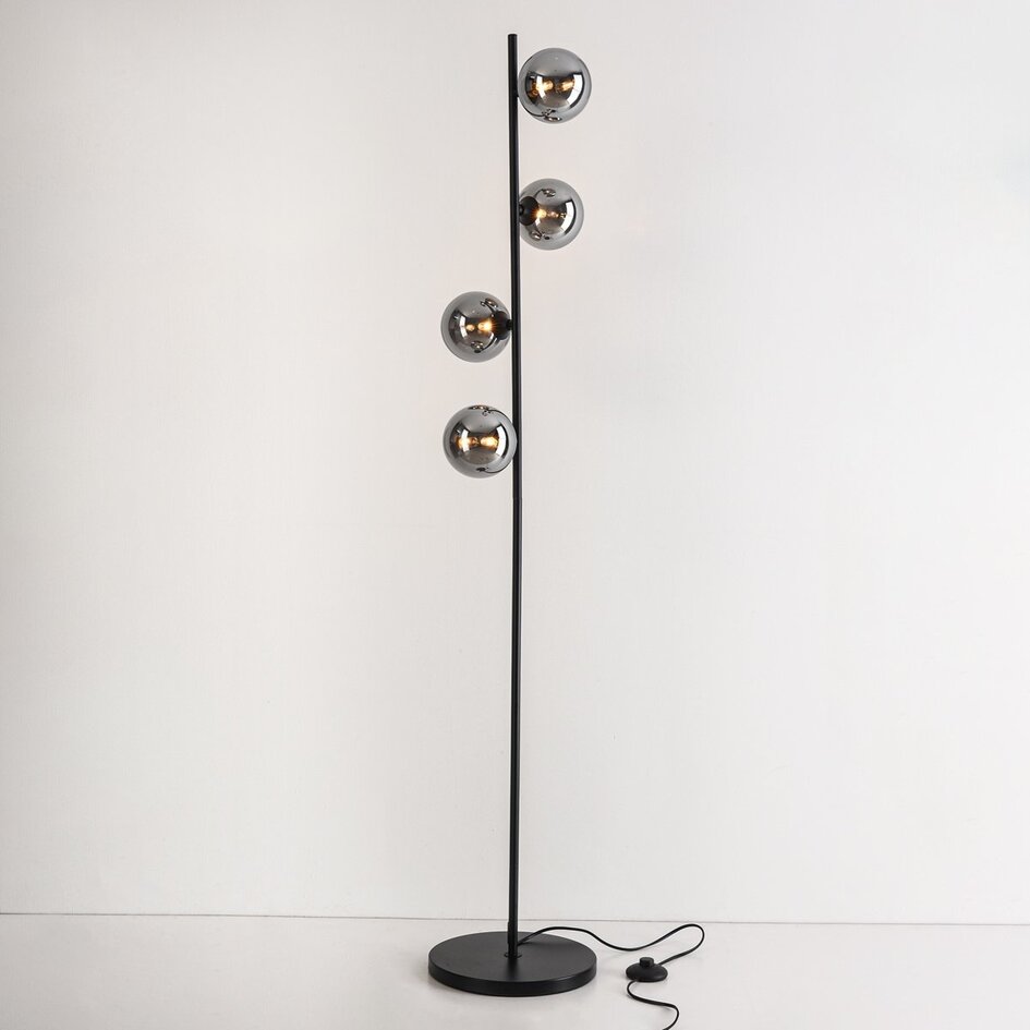 Staande lamp Pippa 4-lichts in zwart met smoke glas