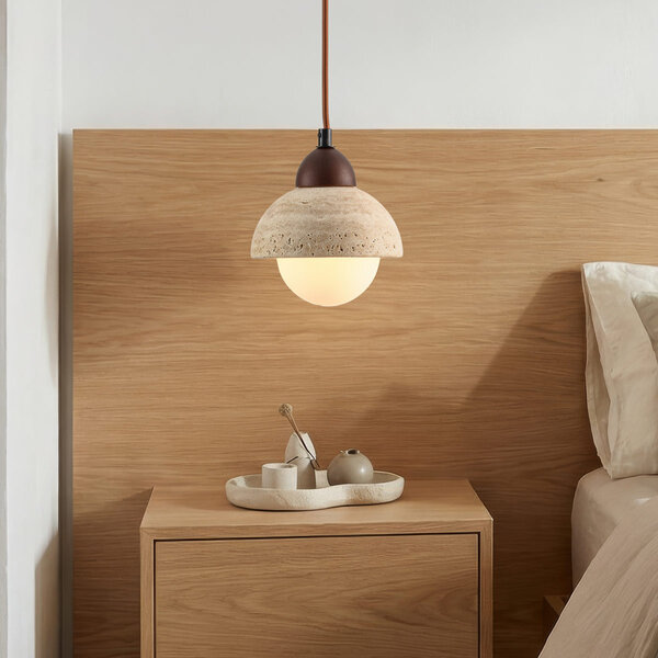 Suspension Vado en travertin (pierre naturelle), bois et verre blanc laiteux