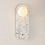 Applique murale Velo en ciment et verre blanc laiteux aspect terrazzo