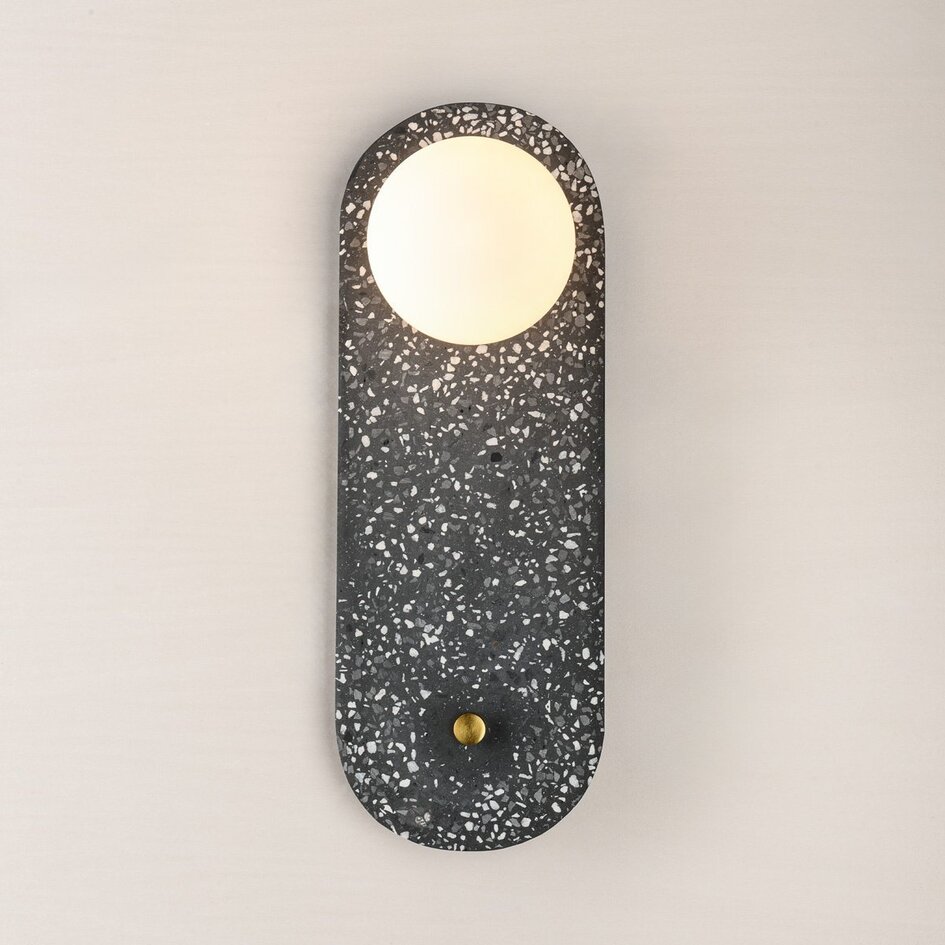 Applique Vero en ciment et verre blanc laiteux, aspect terrazzo gris foncé