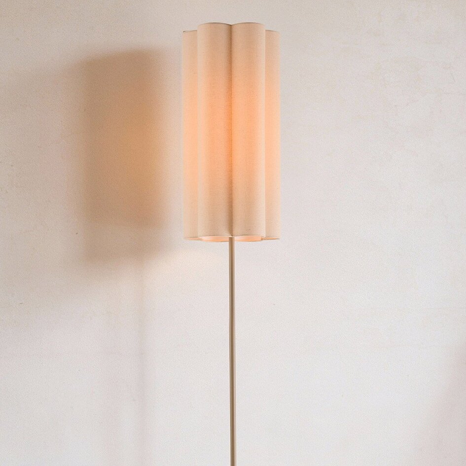 Moderne vloerlamp Oia met linnen kap in beige