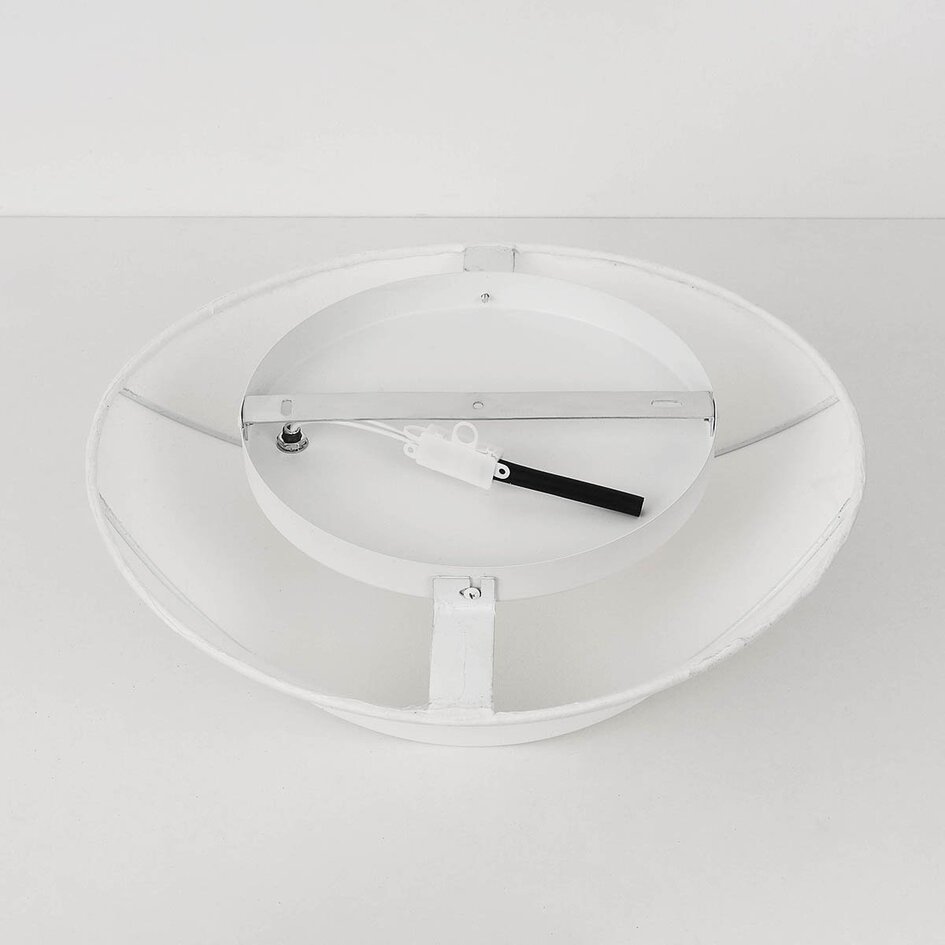 Plafondlamp Trenara - witte zijde-look kap met vloeiende vorm