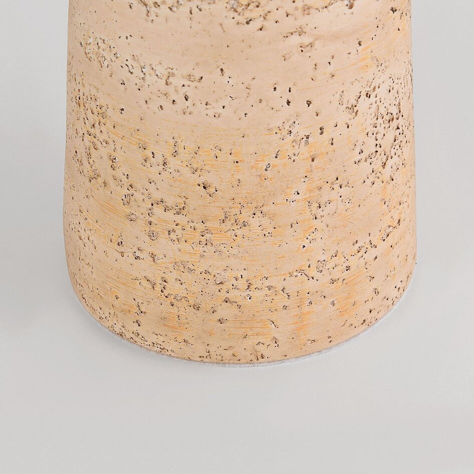 Tafellamp Verla met linnen kap en voet in travertin look