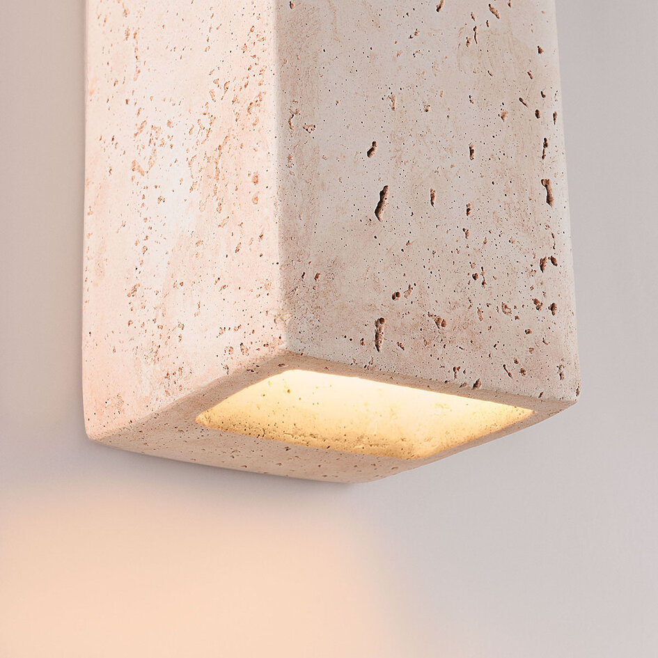 Wandlamp Elira van travertin (natuursteen) – up & down light