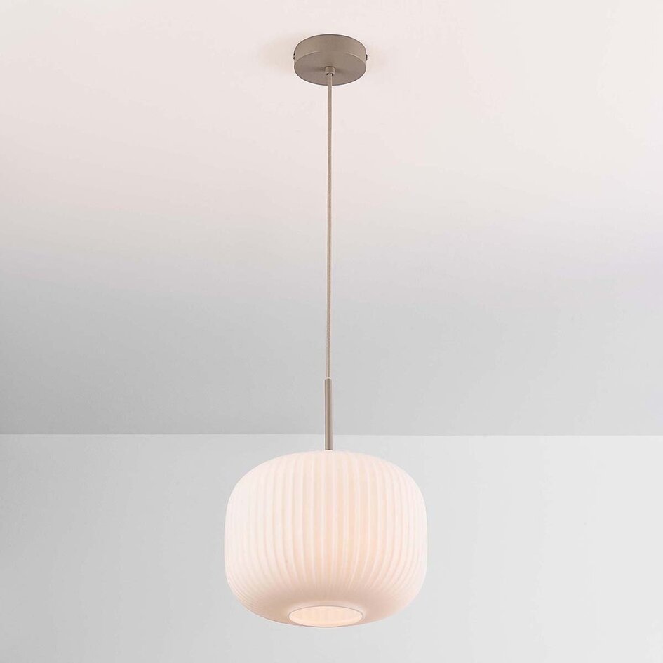 Suspension Isolde beige avec verre blanc laiteux nervuré