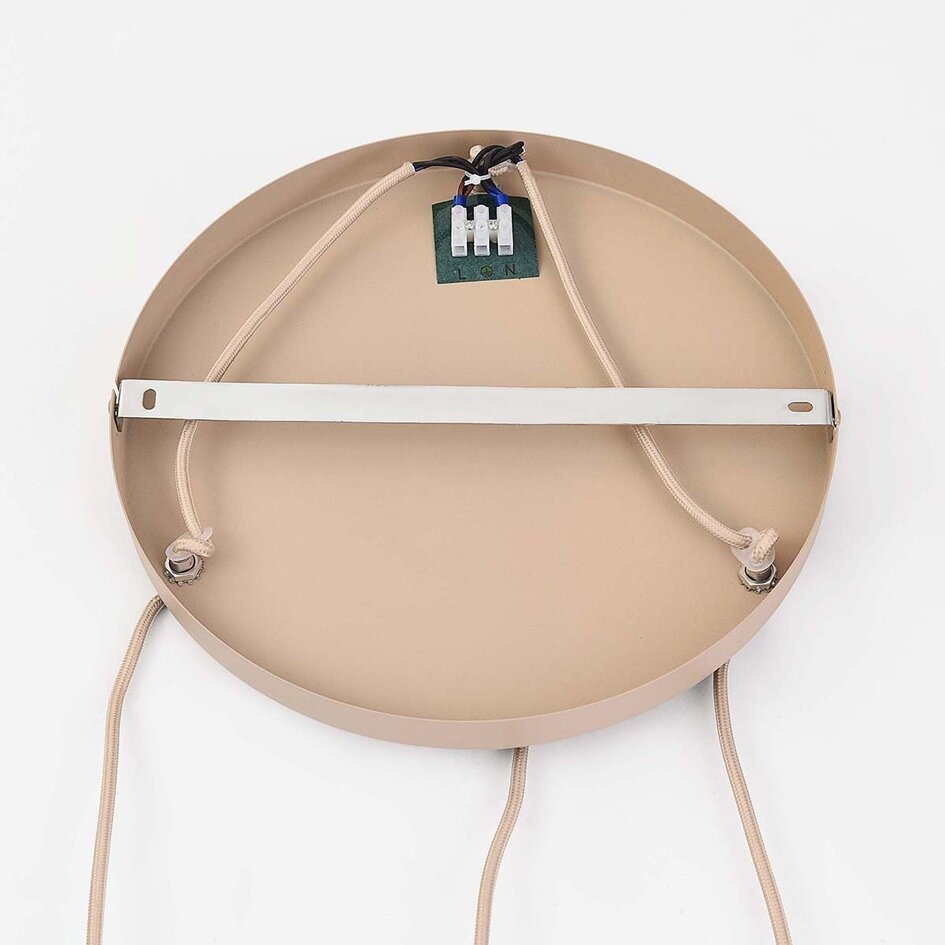 Hanglamp Serilda beige met 3 glazen kappen van geribbeld melkwit glas