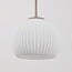 Suspension Odalyn à 6 lumières - beige et verre laiteux strié