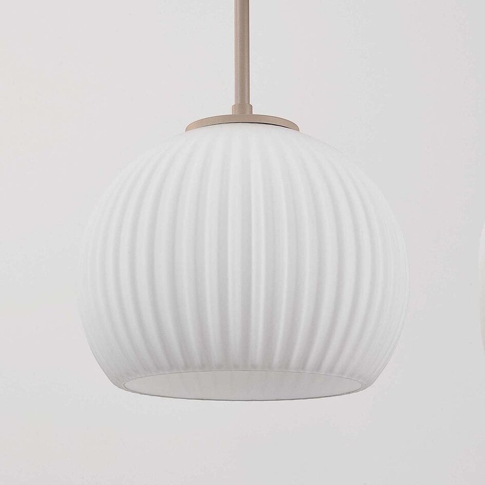 Suspension Odalyn à 6 lumières - beige et verre laiteux strié
