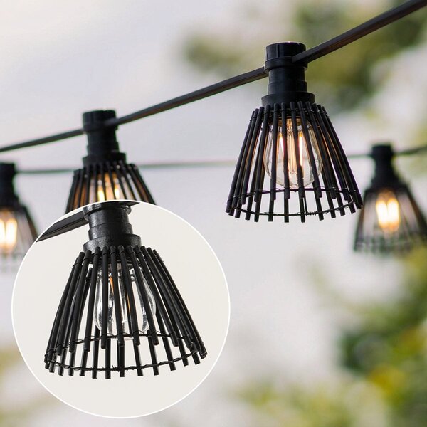 Kit guirlande guinguette incluant des abat-jours aspect rotin noir, disponible avec différentes ampoules LED