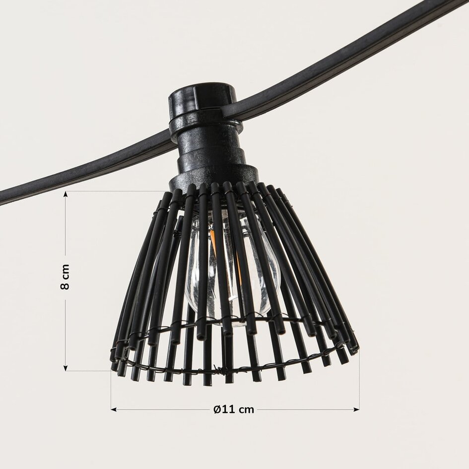 Kit guirlande guinguette incluant des abat-jours aspect rotin noir, disponible avec différentes ampoules LED
