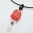 Kit guirlande guinguette incluant des abat-jours aspect rotin rouge, disponible avec différentes ampoules LED
