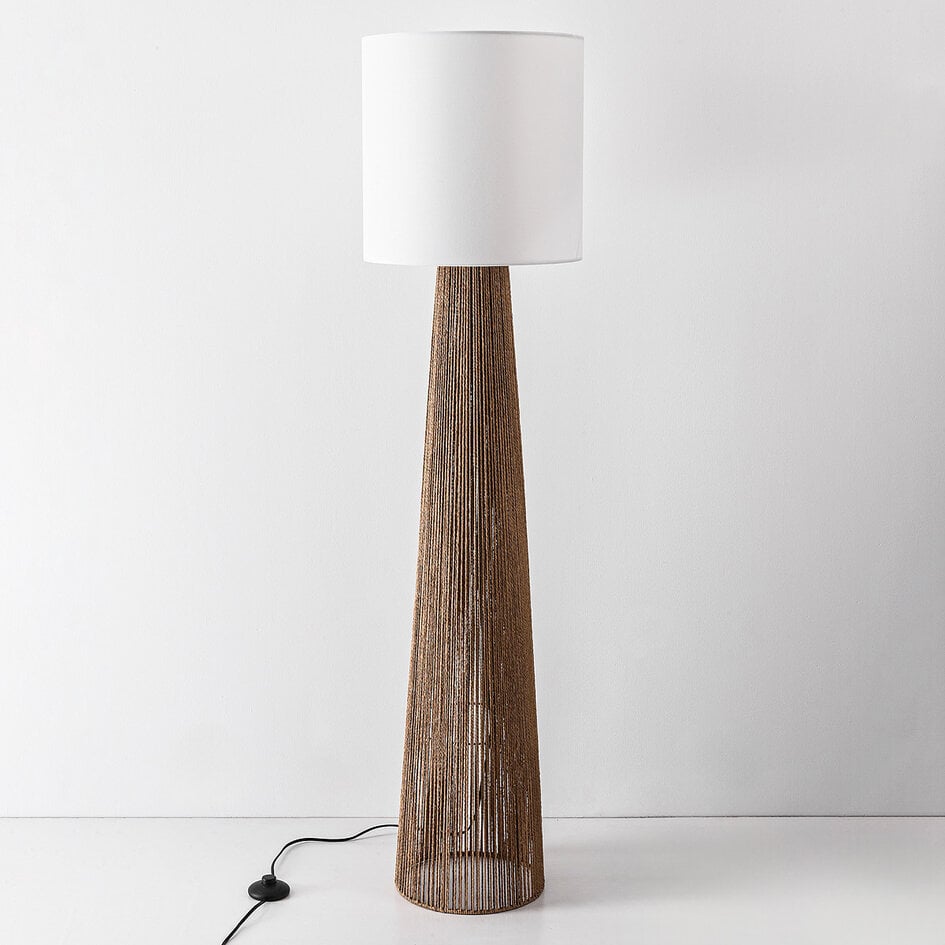 Lampadaire Papira marron avec abat-jour blanc