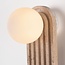 Wandlamp Dorie van travertin met glazen bol