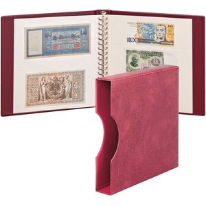 Album Regular (1104), incl. 20 bladen Tranparant bladen - 2 / 3 vaks indeling:  240 x 140/90 mm - Wijnrood, incl cassette - 18 Rings - Afm: 305 x 317 x 50