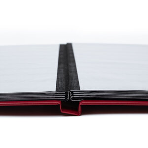 Insteekalbum A4, 16 bladzijden (Zwart ) - 9 stroken - Rood - serie Basic, Kunstleder - afm: 230 x 305 x 20 ■ per st.