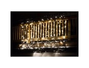 Blinkende LED Lichterkette warmweiß 2x6m für Innen & Außen, Weihnachtsbeleuchtung