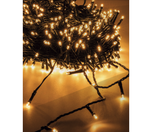 Warmweiße LED Weihnachtsbeleuchtung mit 600 LEDs – 50 Meter Lichterkette – IP44 zertifiziert für Innen- und Außenbereiche – Energieeffizient & langlebig – LUKSUS